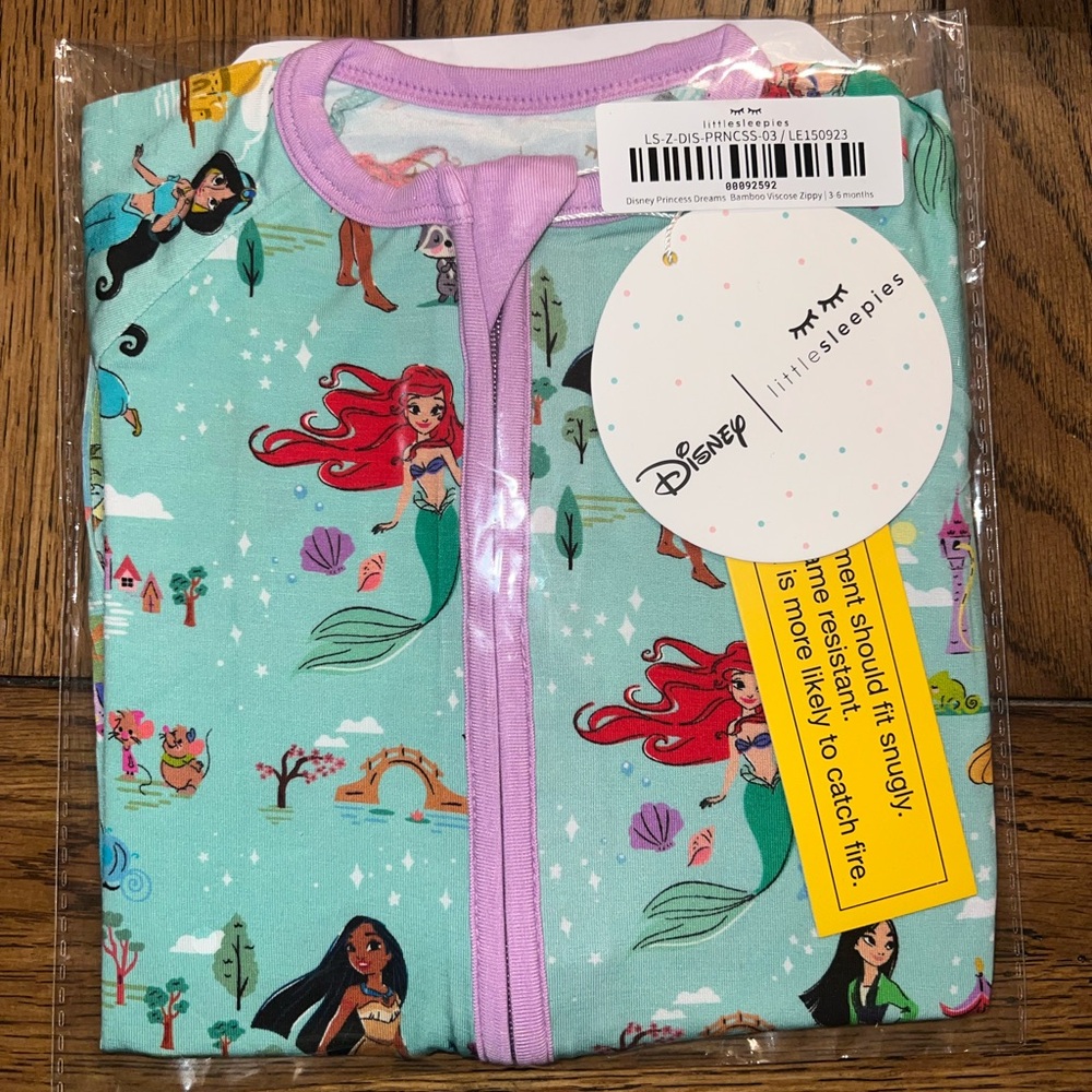 Disney Princess Dreams Little Sleepies Zippy 3/6M